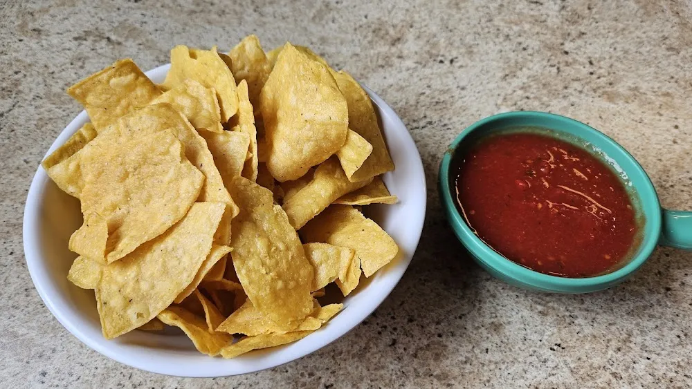 House Chips & Salsa